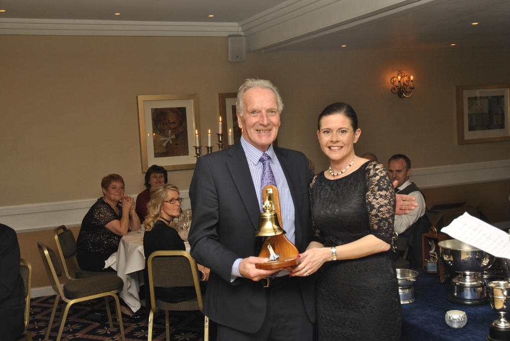 Bell Trophy won by Murdo
